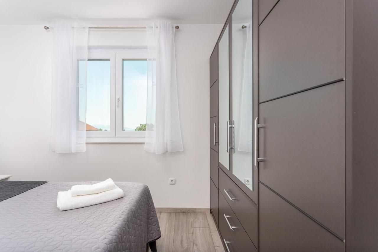 Kvarner Bay - Apartments 2 & 4 Rijeka Extérieur photo
