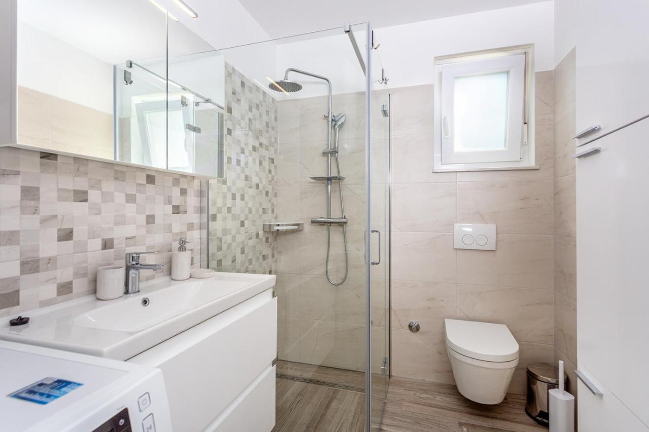 Kvarner Bay - Apartments 2 & 4 Rijeka Extérieur photo
